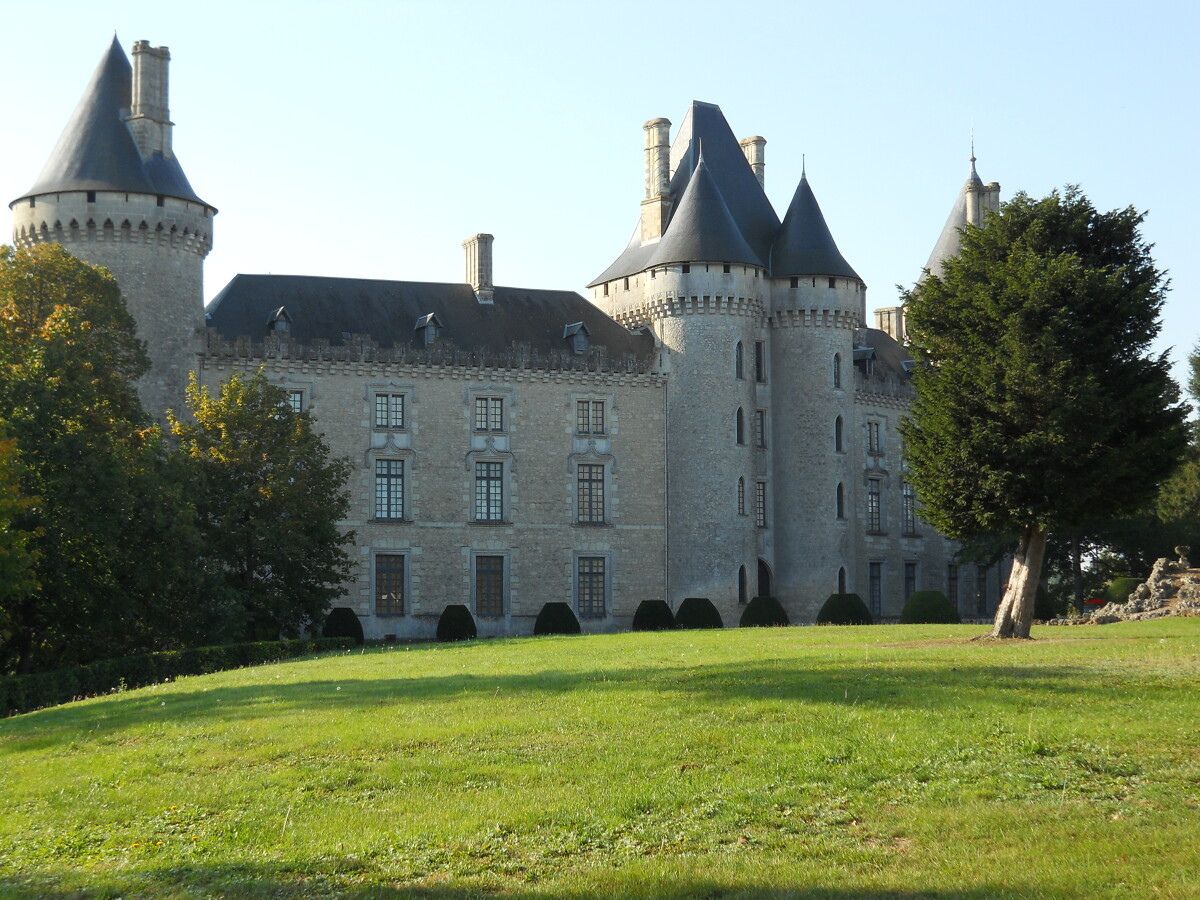 Escape to the Chateau in the Charente | 5 Must See Fairytale Chateaux ...